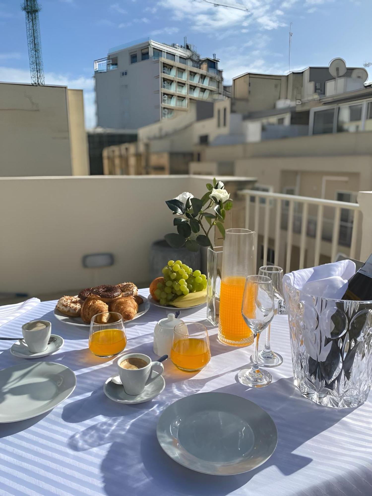 Cosy Penthouse With Bbq 公寓 Sliema