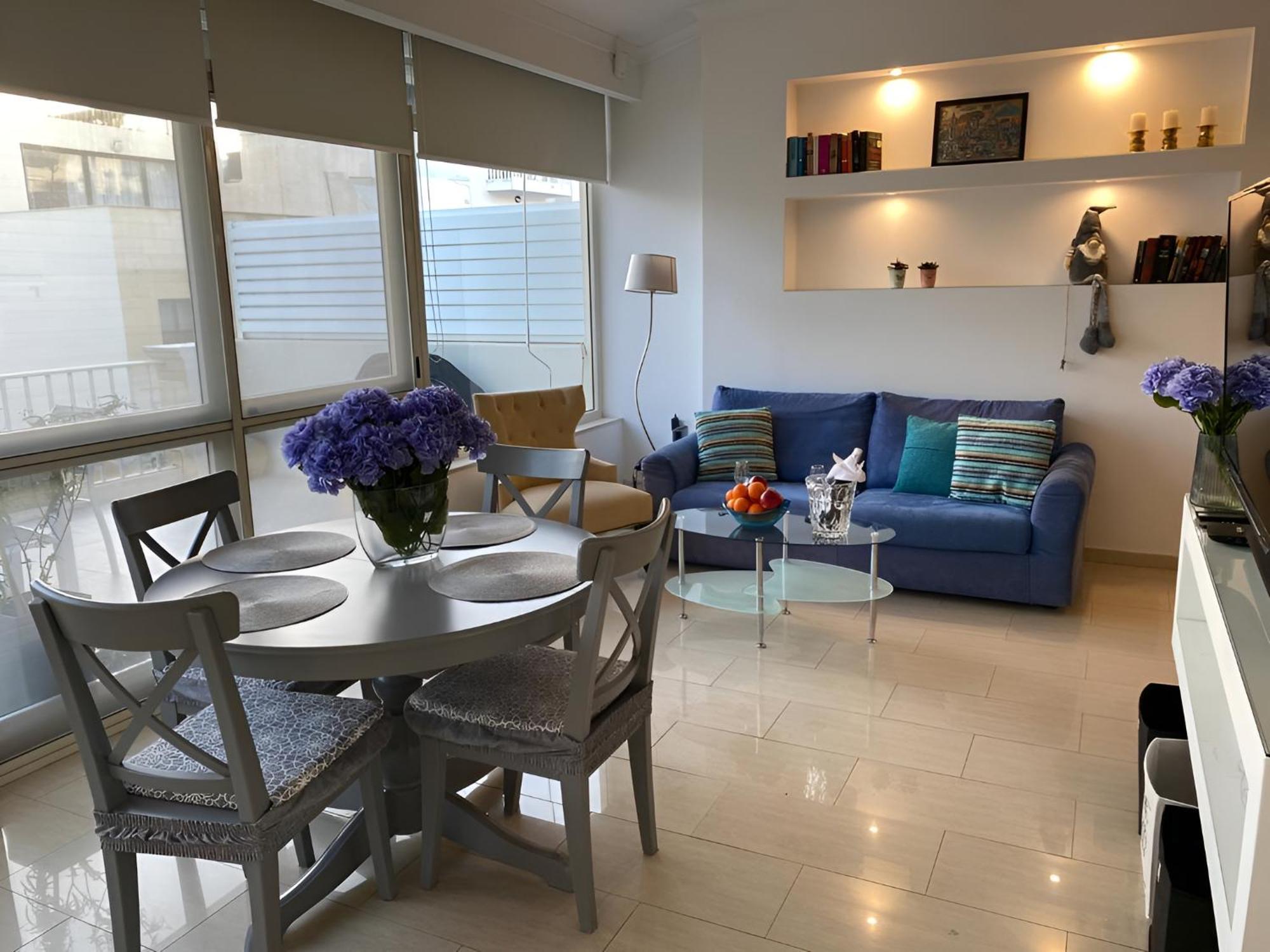 Cosy Penthouse With Bbq 公寓